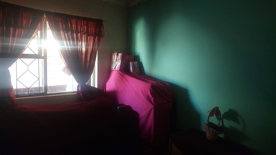 3 Bedroom Property for Sale in Peerless Park West Western Cape
